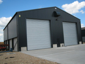 Farm roller shutter doors